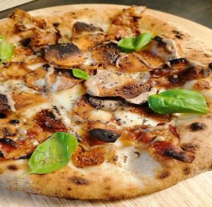 Pizza napoletana fatta in casa