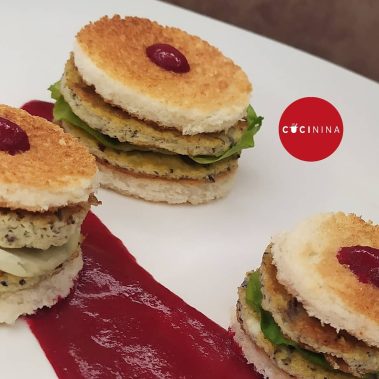 Sandwich di frittata con crema funghi e tartufi