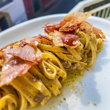 Tagliolini al Tartufo con Speck, Funghi Porcini secchi e Provola
